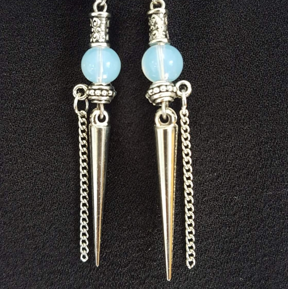 Handcrafted Flow Chain Spear Earrings